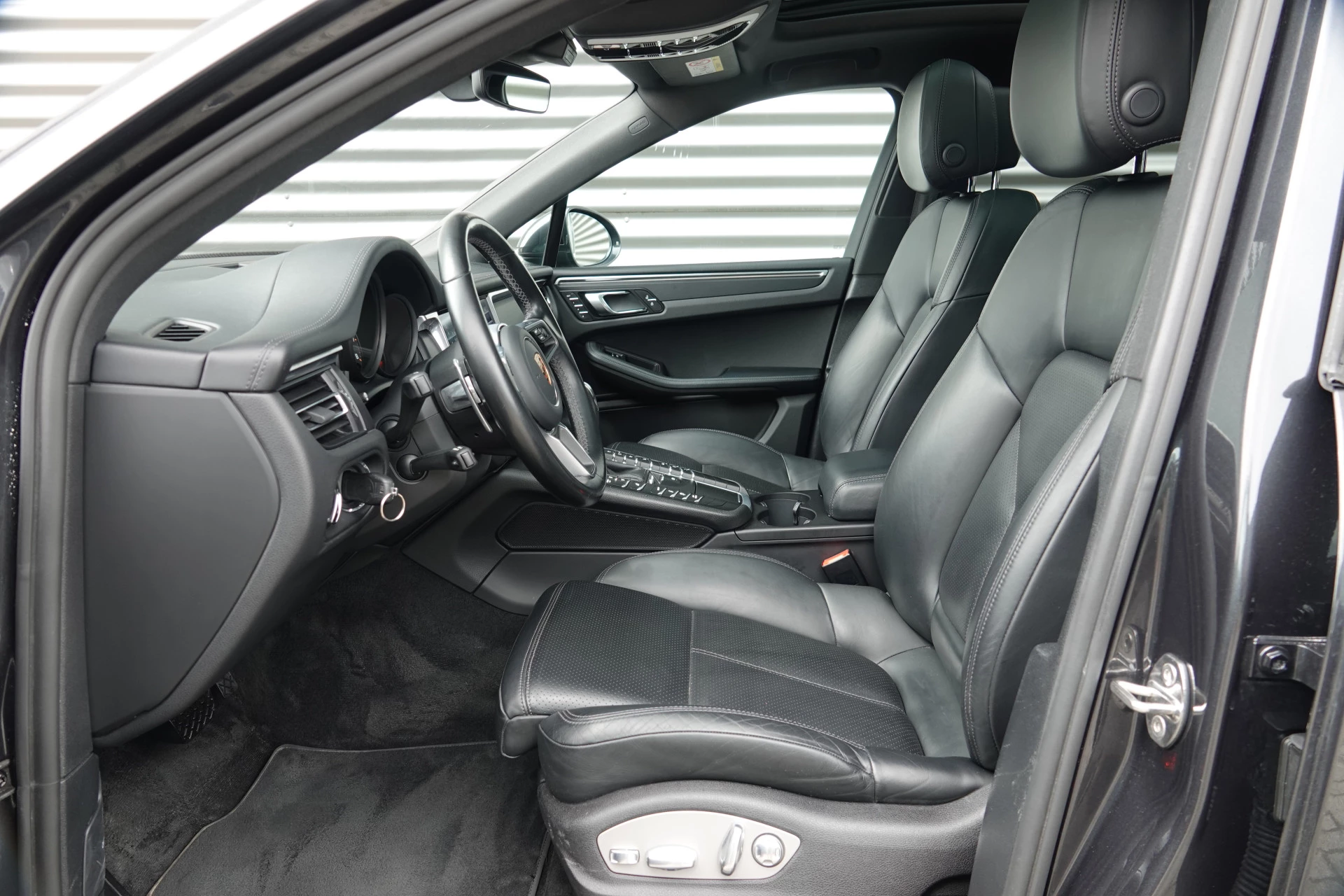 Hoofdafbeelding Porsche Macan