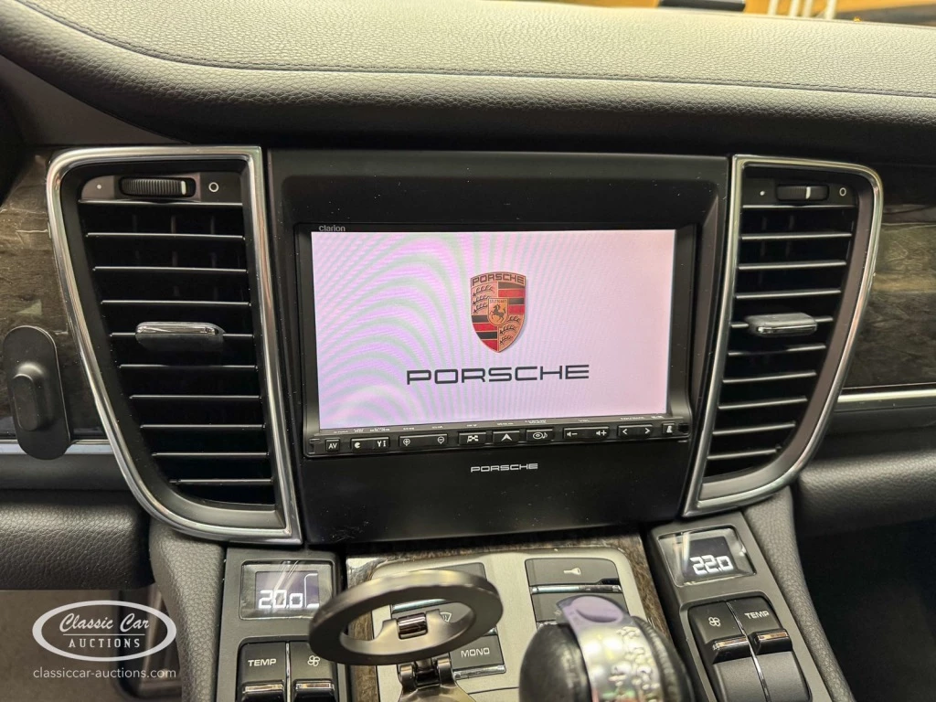 Hoofdafbeelding Porsche Panamera