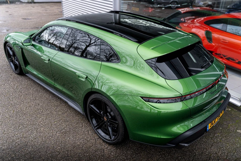 Hoofdafbeelding Porsche Taycan