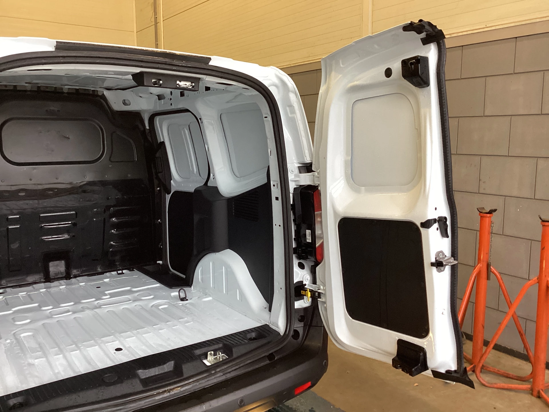 Hoofdafbeelding Ford Transit Courier