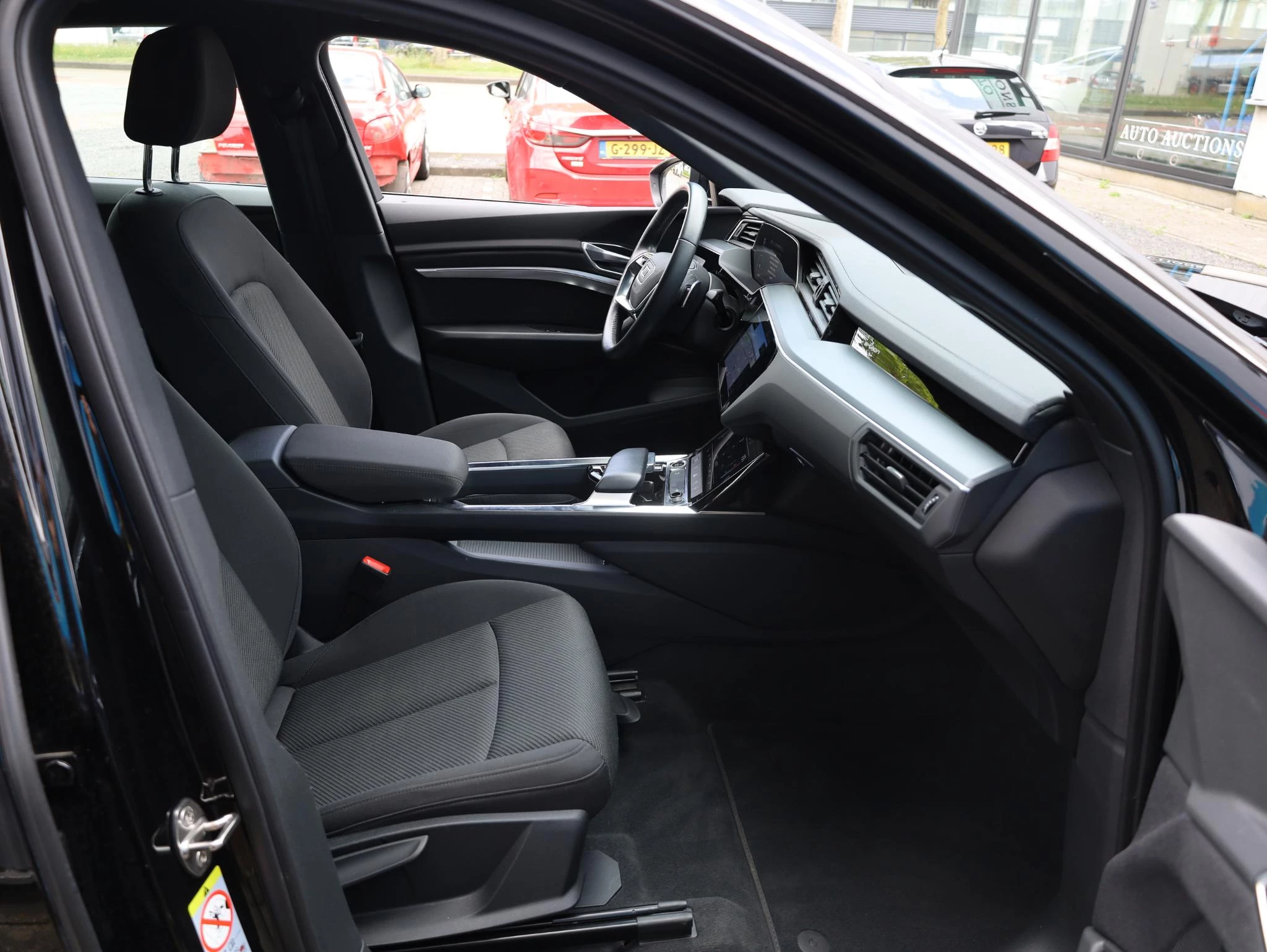 Hoofdafbeelding Audi e-tron