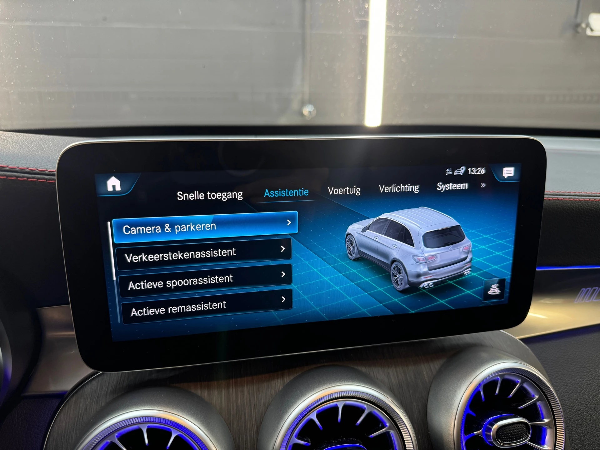 Hoofdafbeelding Mercedes-Benz GLC