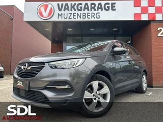 Hoofdafbeelding Opel Grandland Opel Grandland 1.6 Turbo Hybrid Business Elegance // NAVI + CARPLAY // CLIMA // PDC // CAMERA // ELEK. KOFFERKLEP