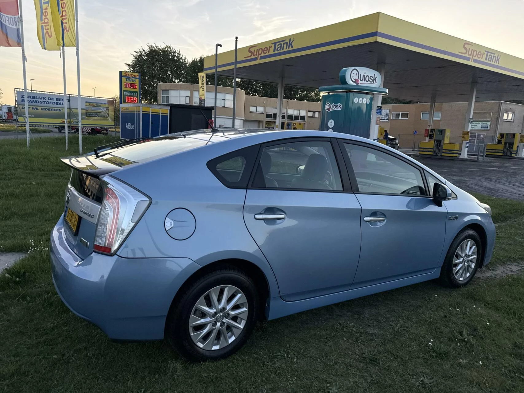 Hoofdafbeelding Toyota Prius