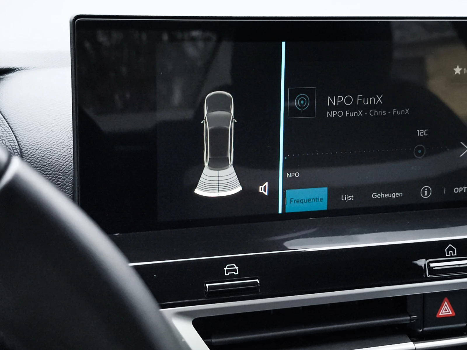 Hoofdafbeelding Citroën ë-C4 X