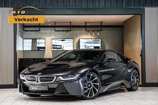 Hoofdafbeelding BMW i8 BMW i8 1.5 Hybrid 362PK|NL-auto|Head-up|Harman Kardon|Leder