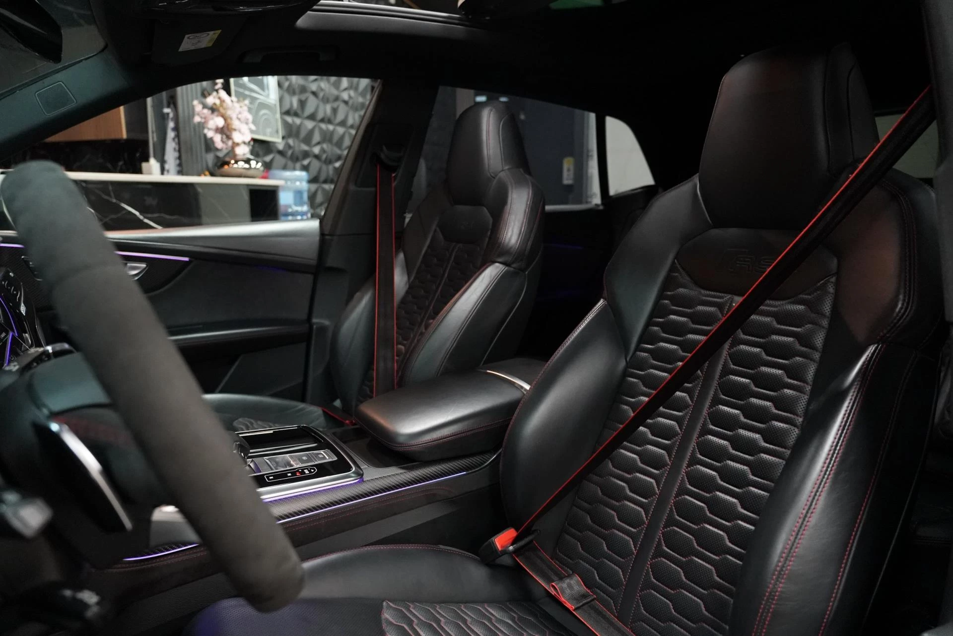Hoofdafbeelding Audi Q8