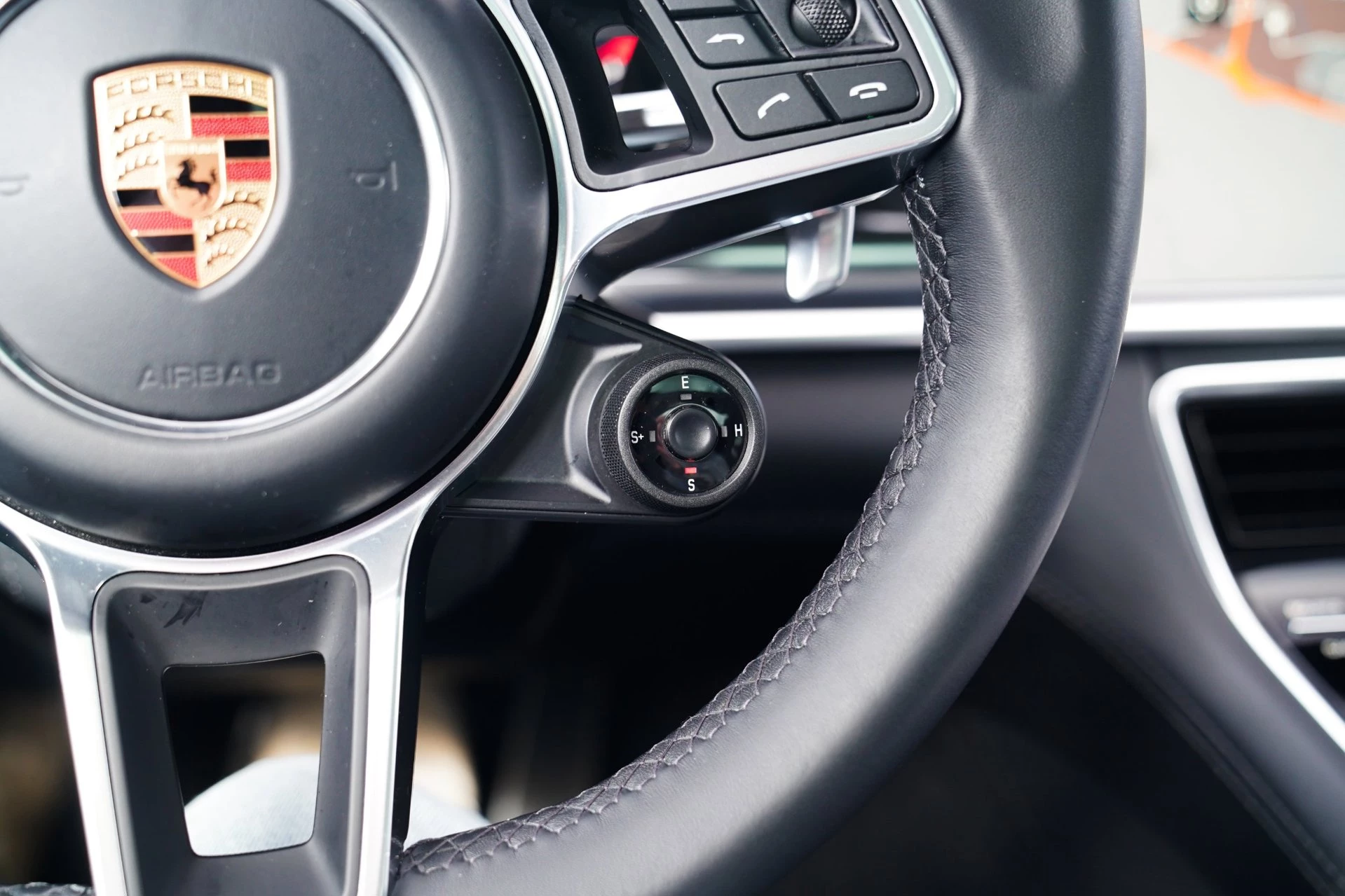 Hoofdafbeelding Porsche Panamera