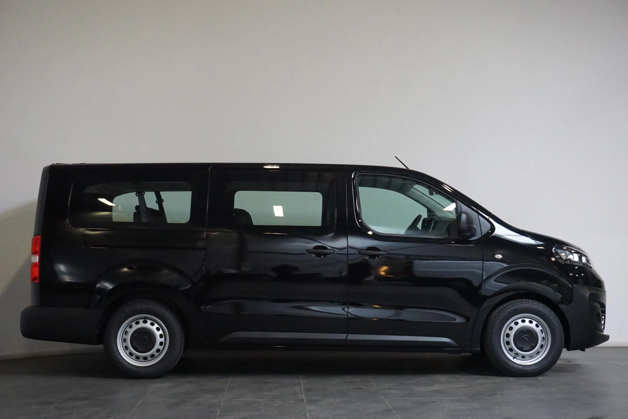 Hoofdafbeelding Opel Vivaro-e