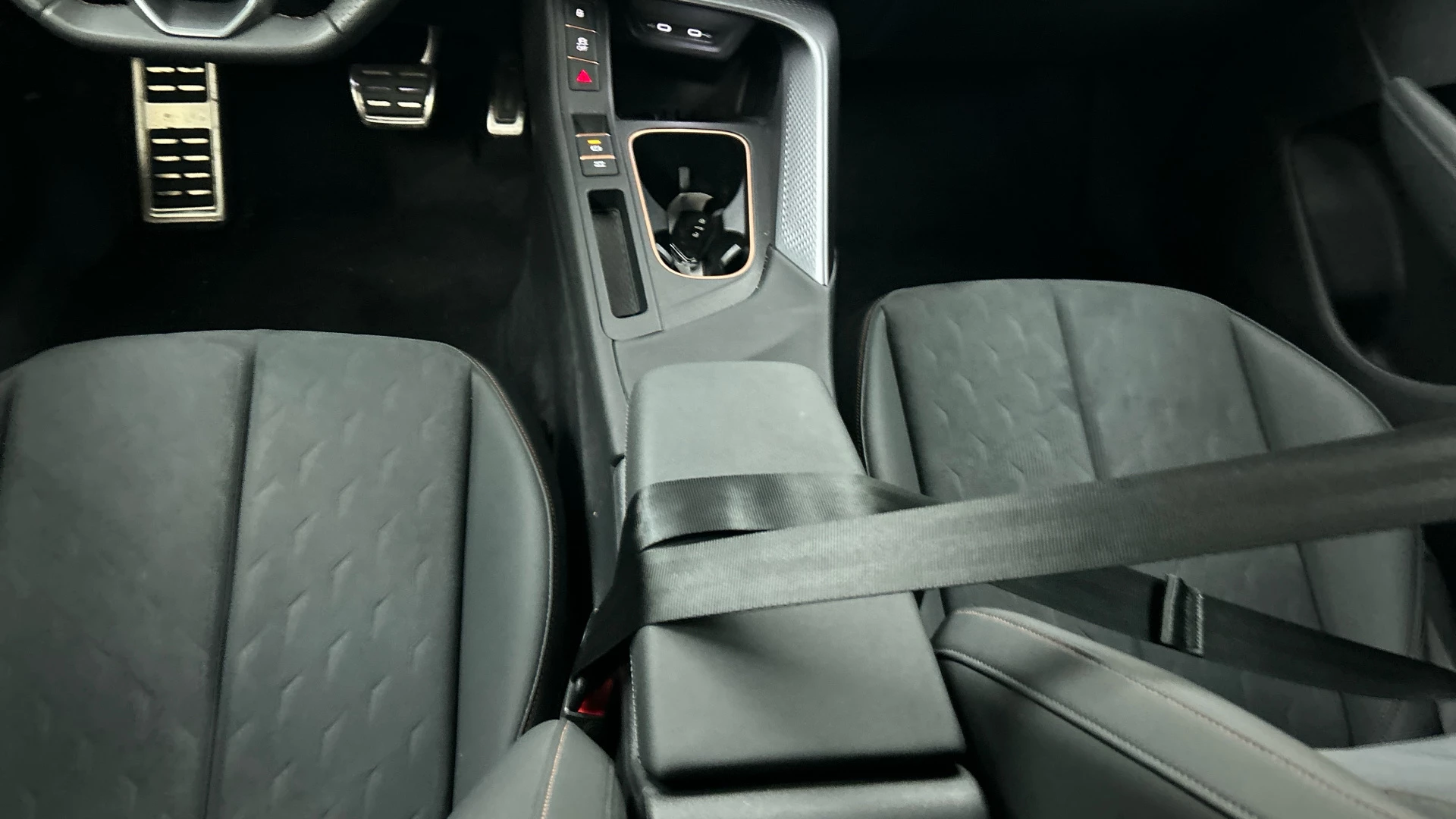Hoofdafbeelding CUPRA Terramar