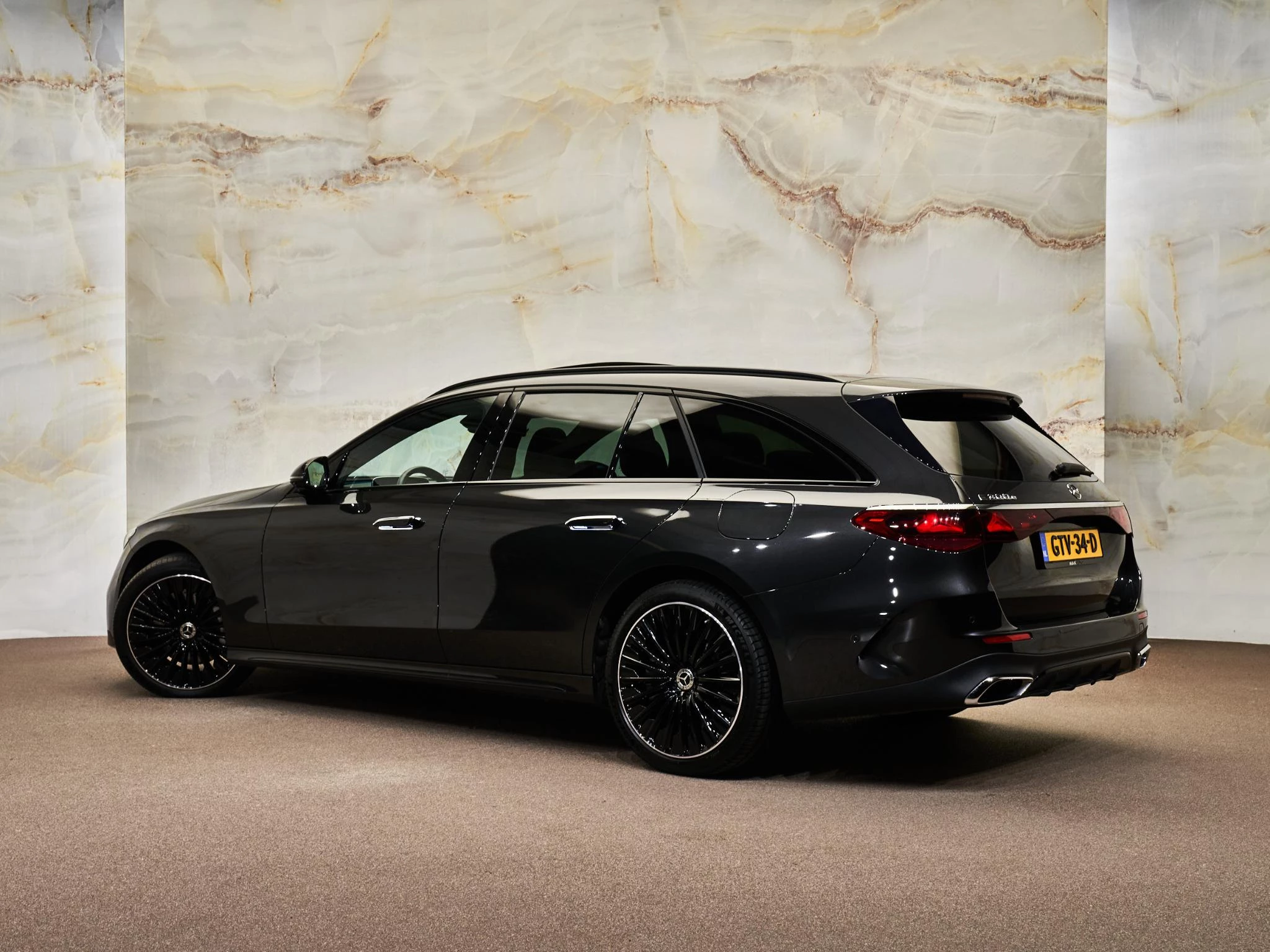 Hoofdafbeelding Mercedes-Benz E-Klasse