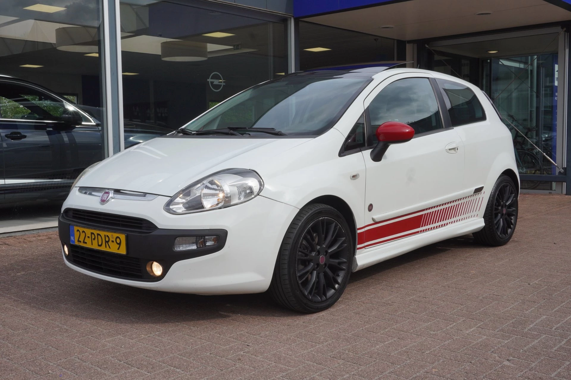 Hoofdafbeelding Fiat Punto
