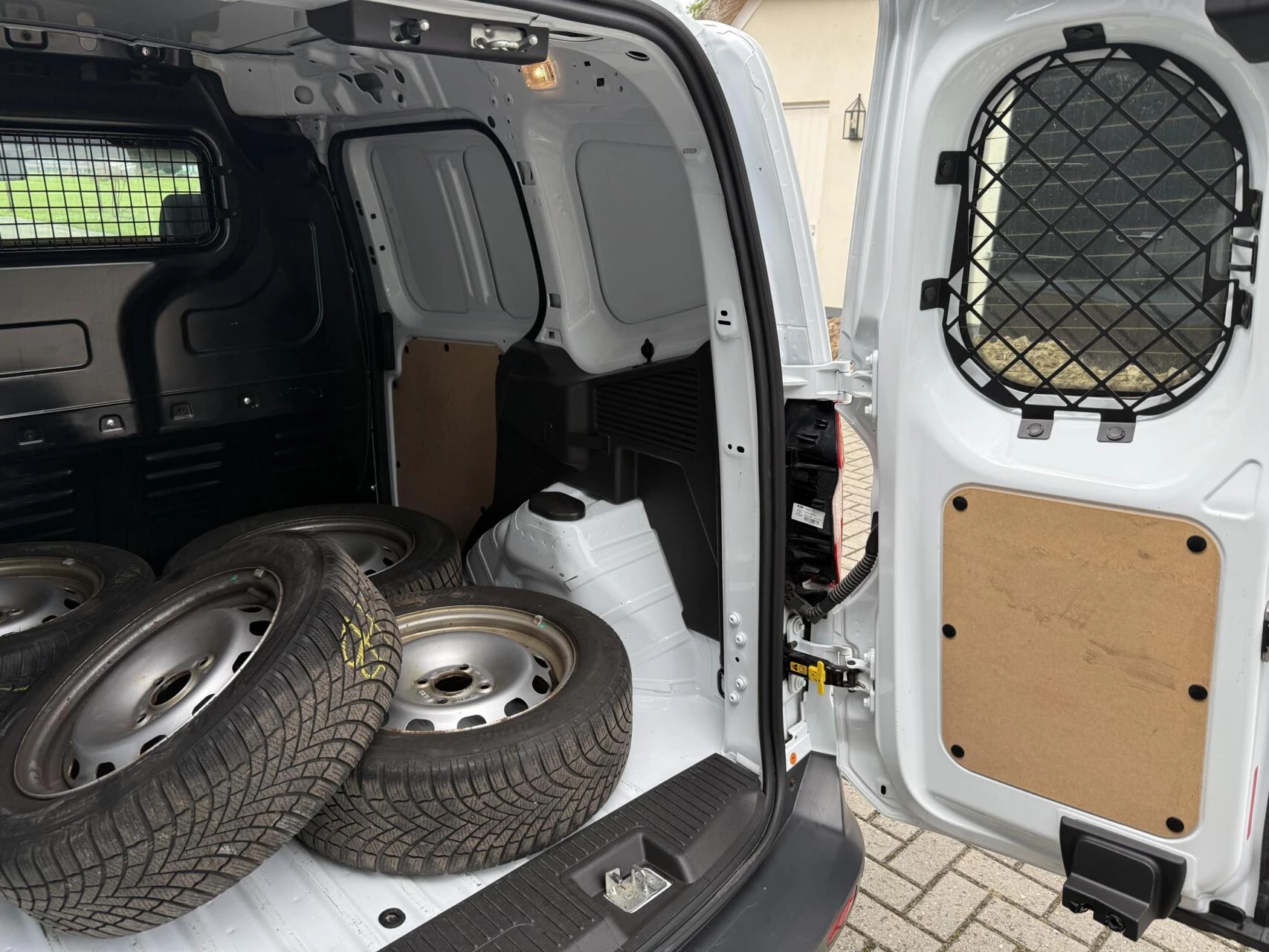 Hoofdafbeelding Ford Transit Courier