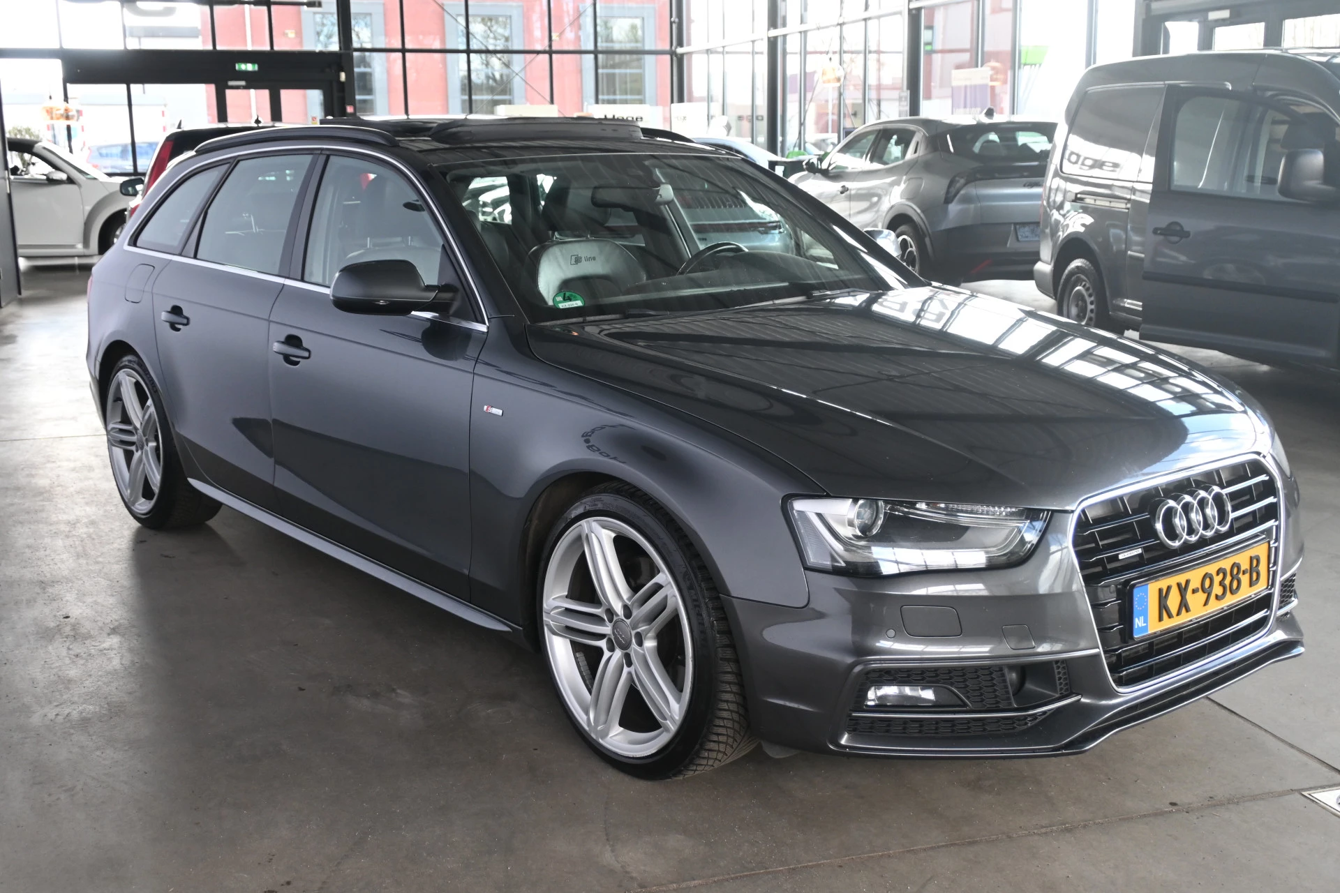 Hoofdafbeelding Audi A4