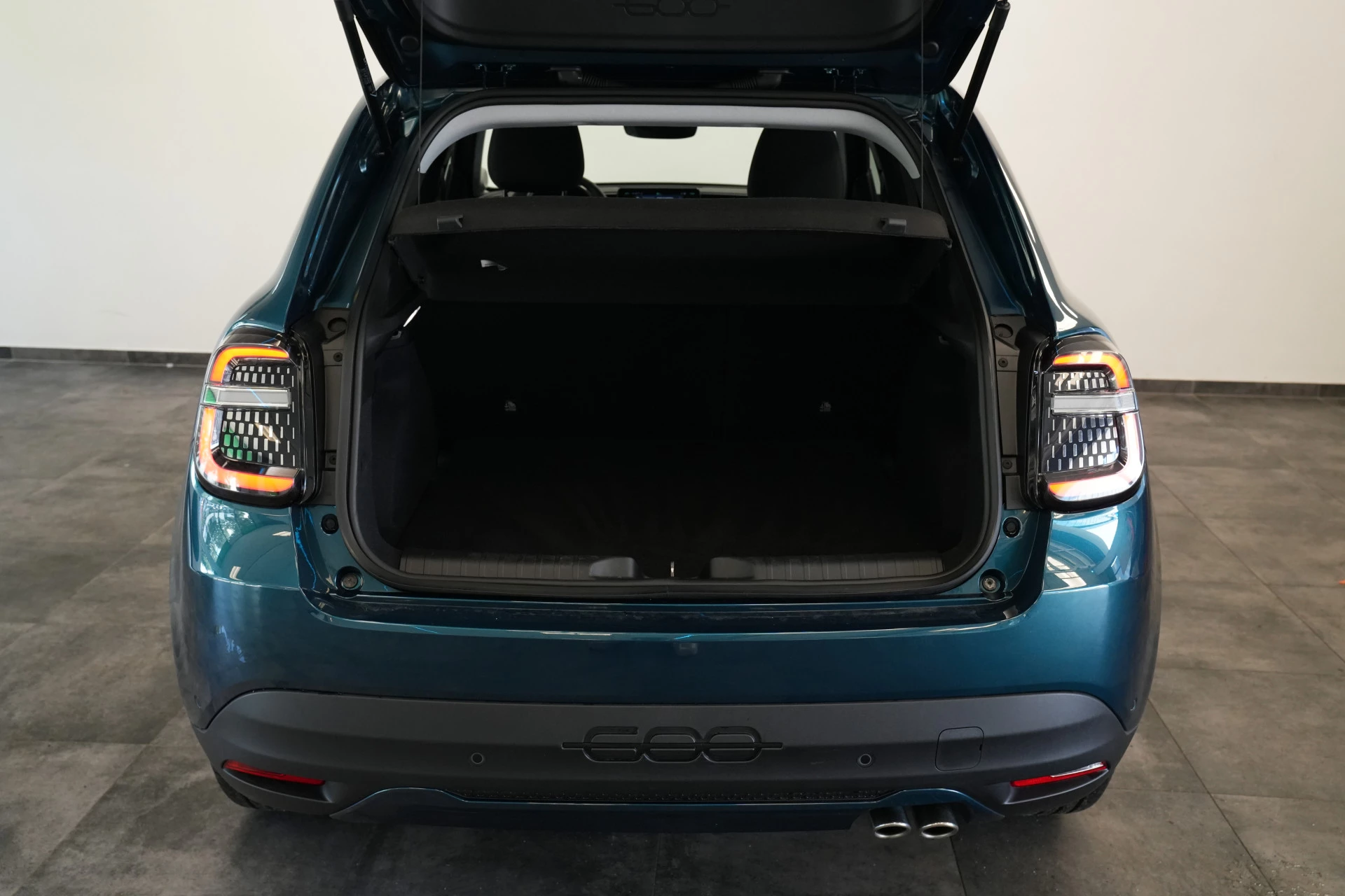 Hoofdafbeelding Fiat 600