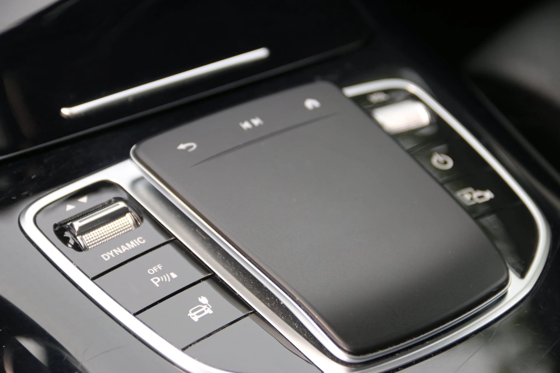 Hoofdafbeelding Mercedes-Benz EQC