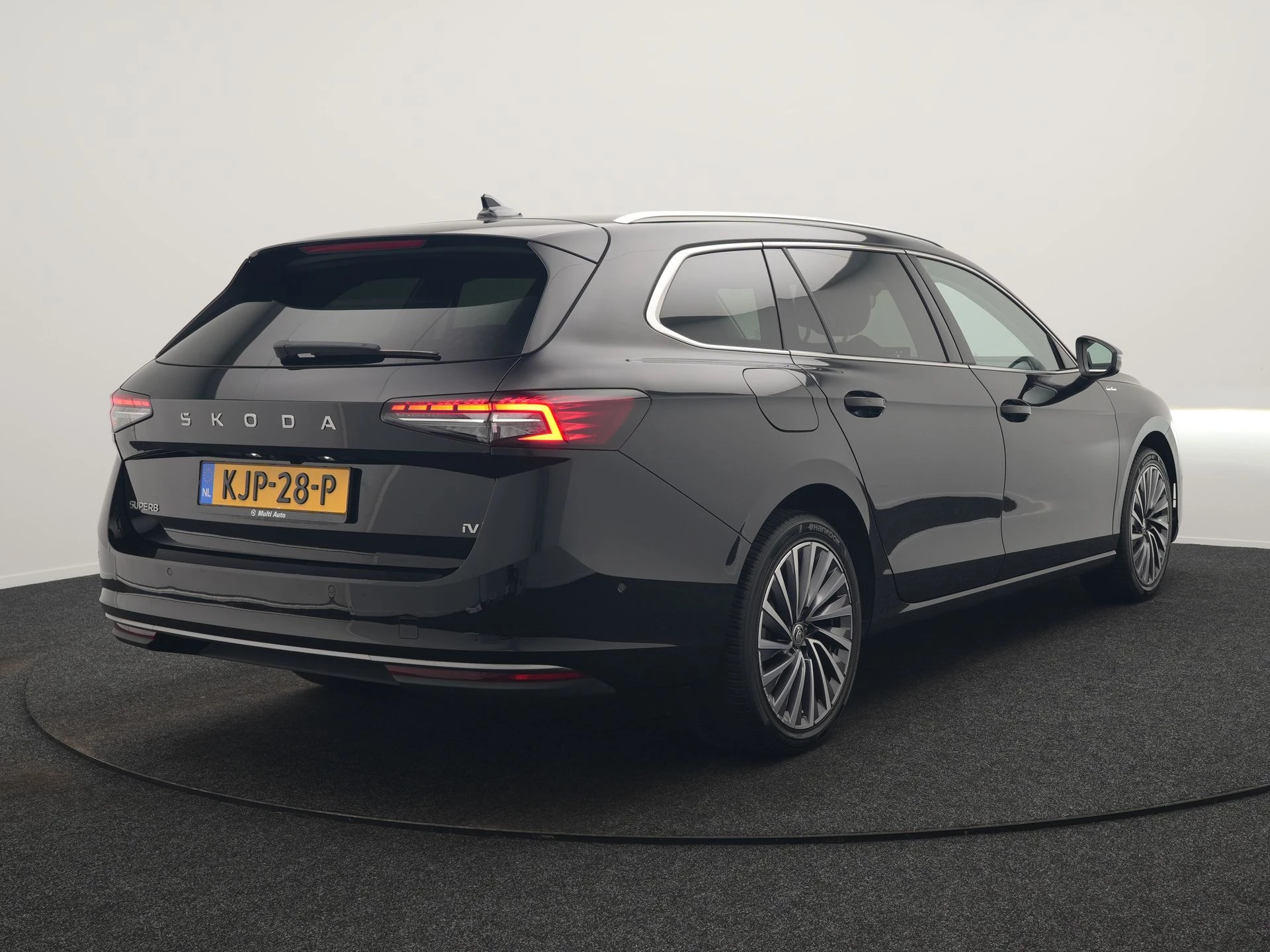 Hoofdafbeelding Škoda Superb