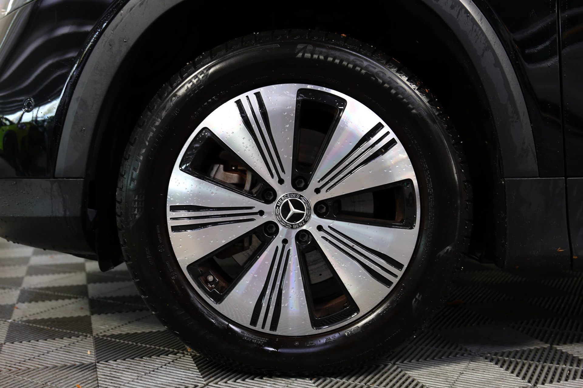 Hoofdafbeelding Mercedes-Benz EQB