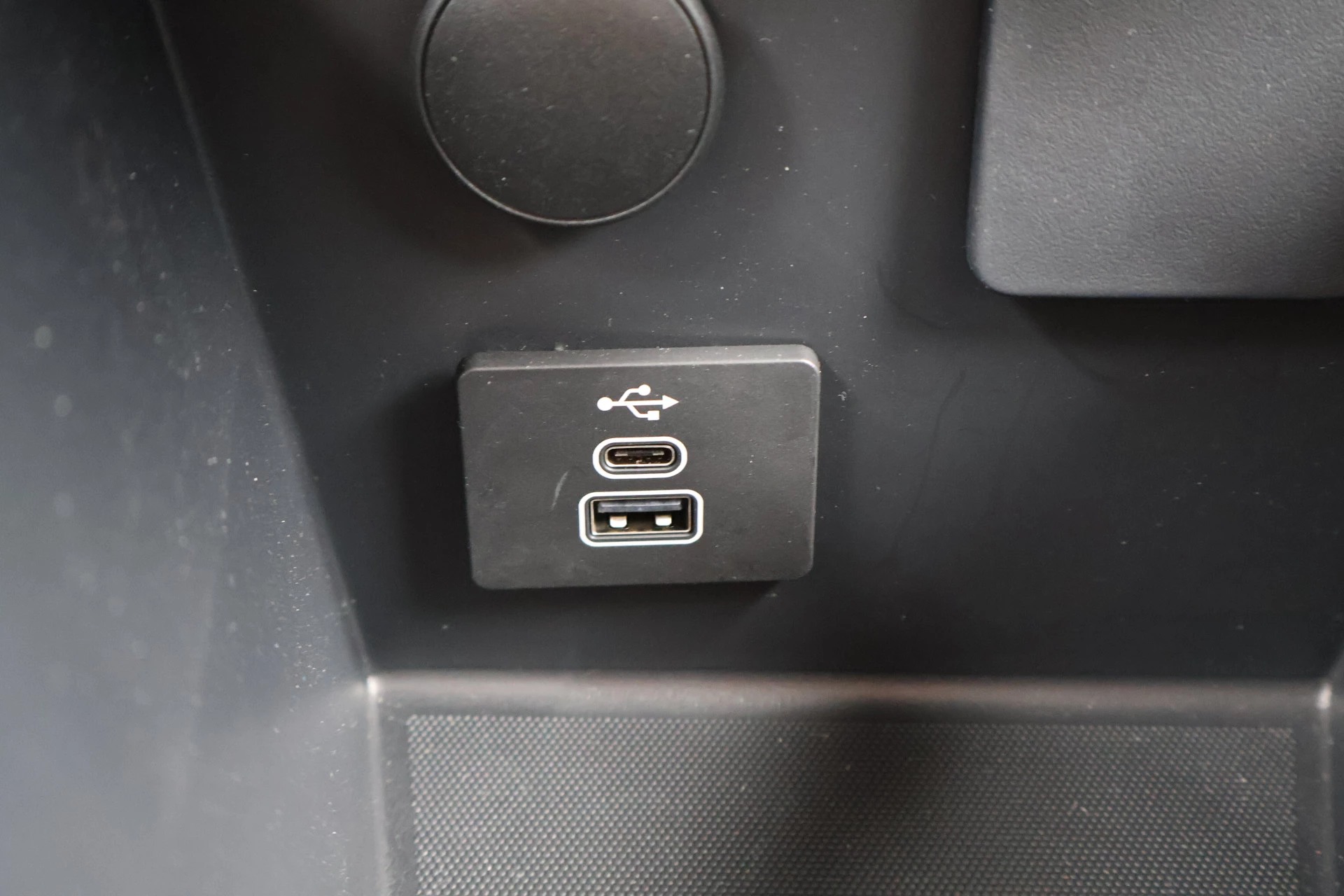 Hoofdafbeelding Ford E-Transit Courier