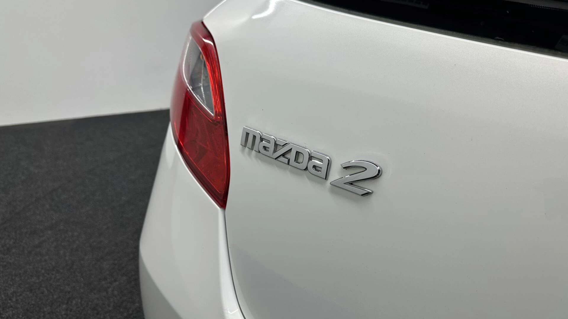 Hoofdafbeelding Mazda 2