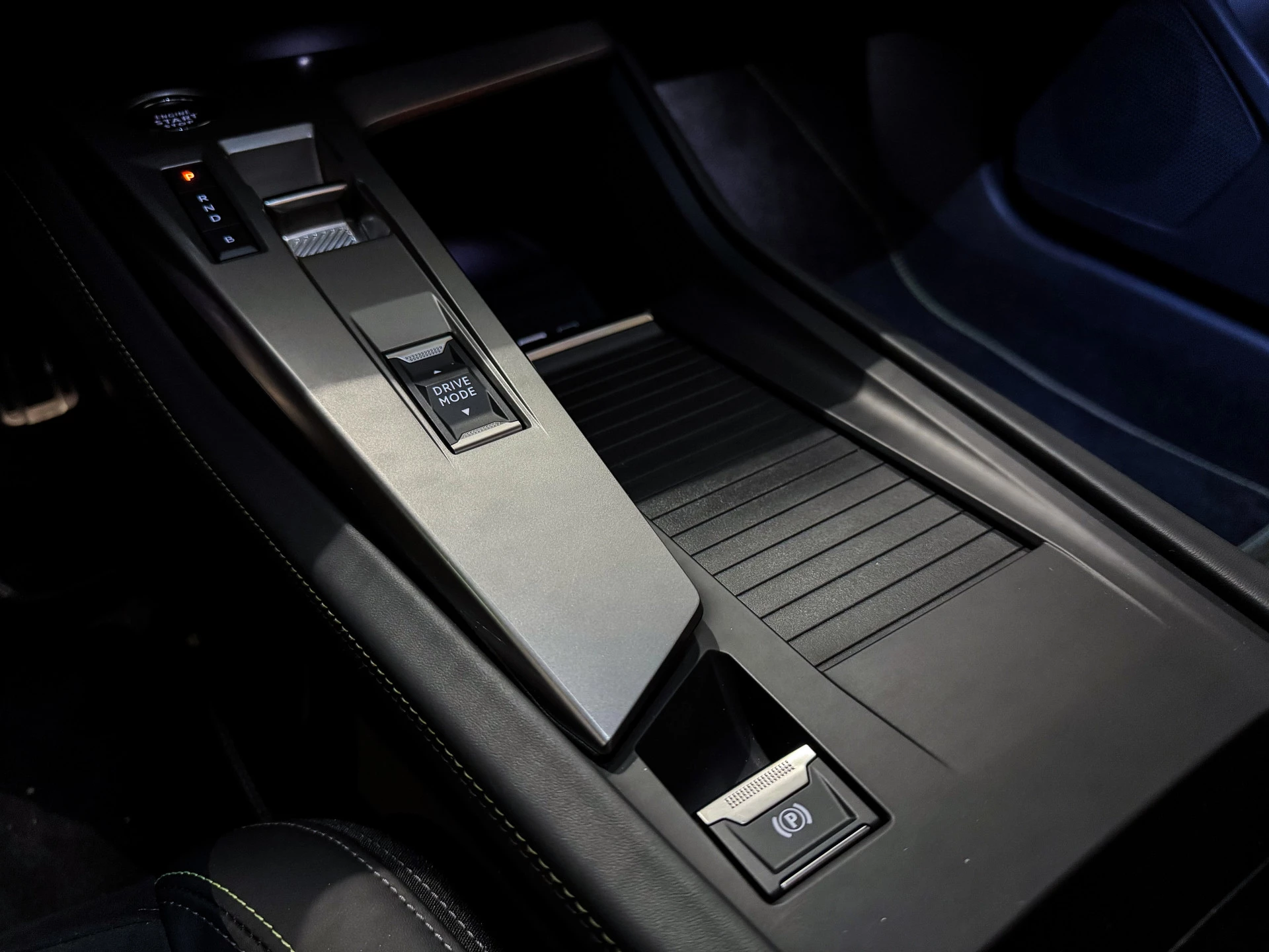 Hoofdafbeelding Peugeot 408
