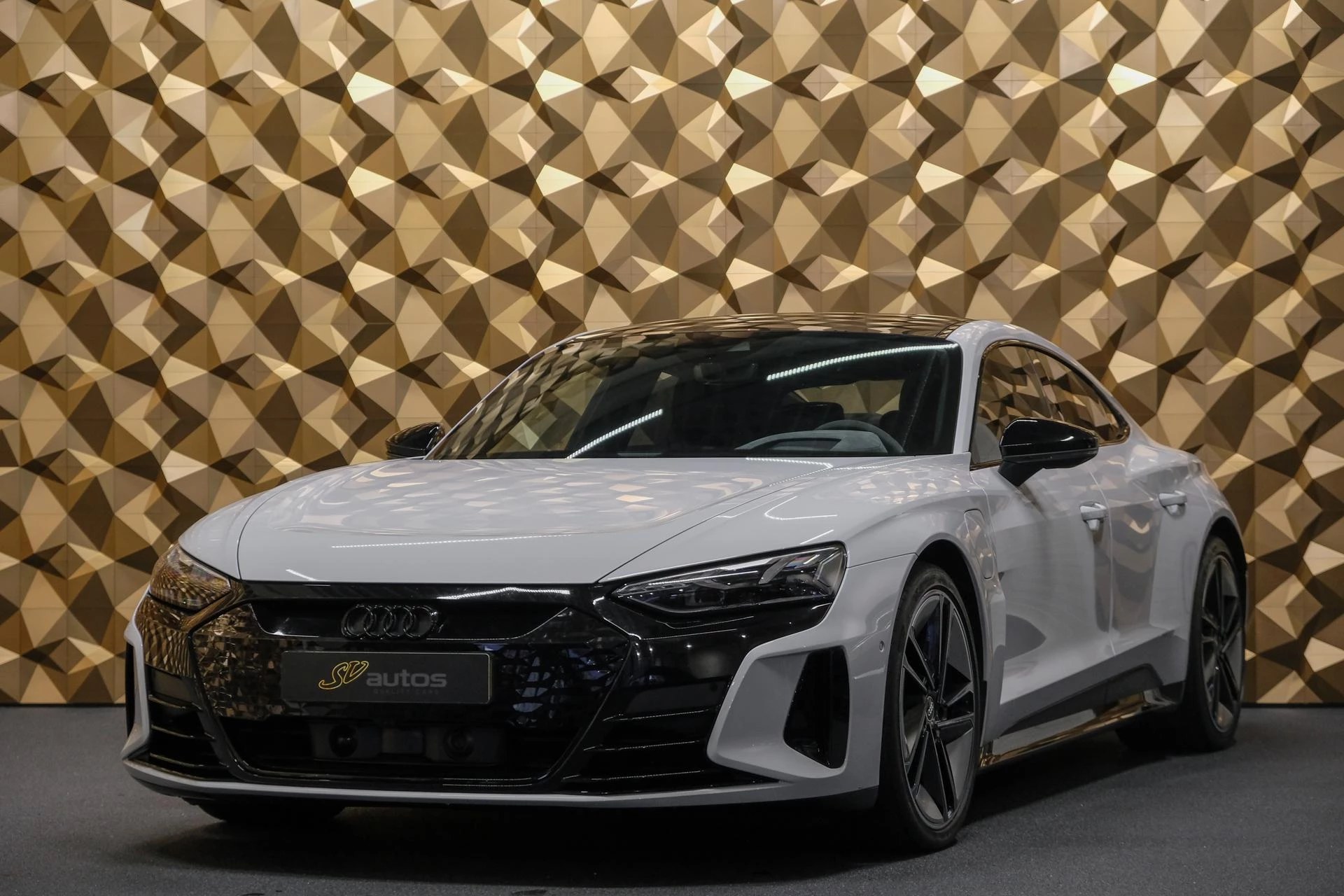 Hoofdafbeelding Audi e-tron GT