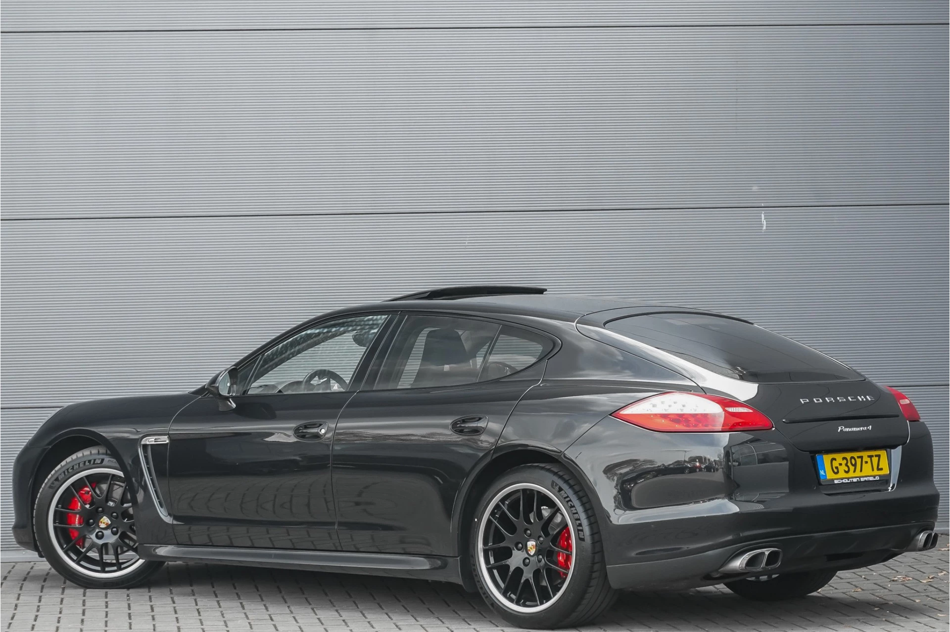 Hoofdafbeelding Porsche Panamera