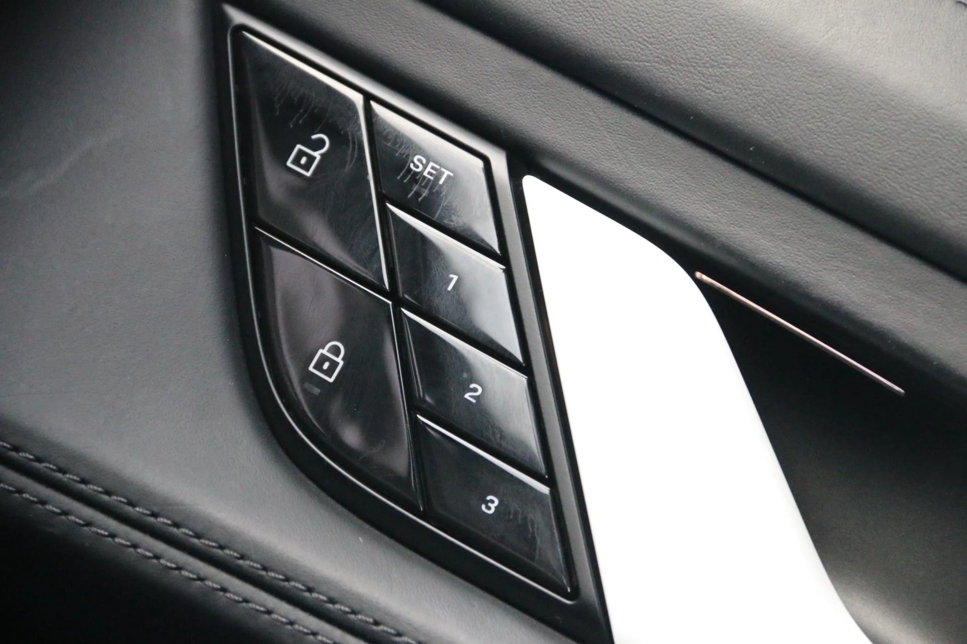 Hoofdafbeelding Porsche Taycan