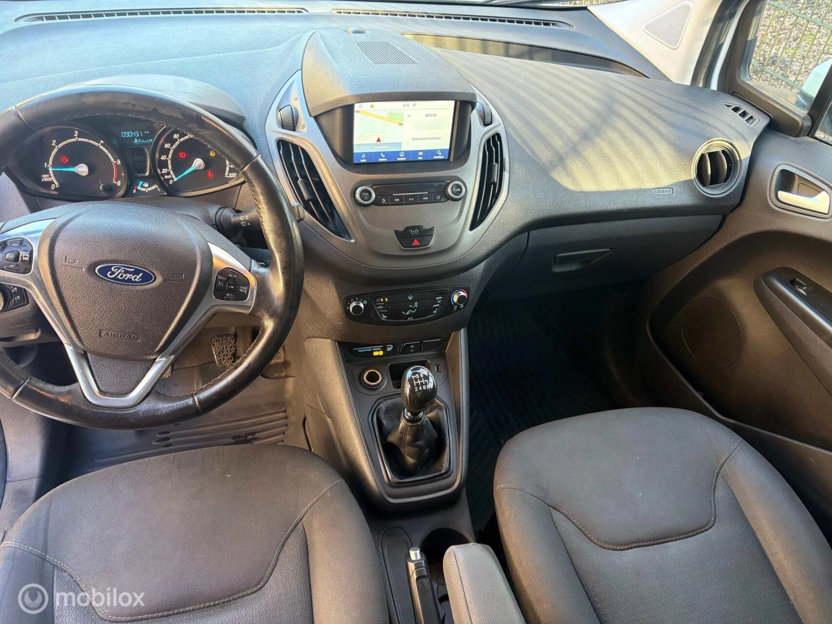 Hoofdafbeelding Ford Transit Courier