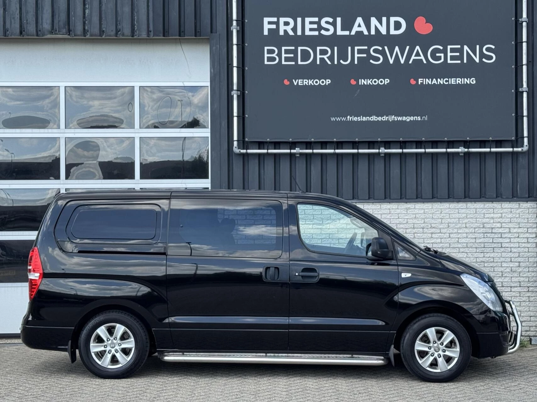 Hoofdafbeelding Hyundai H300
