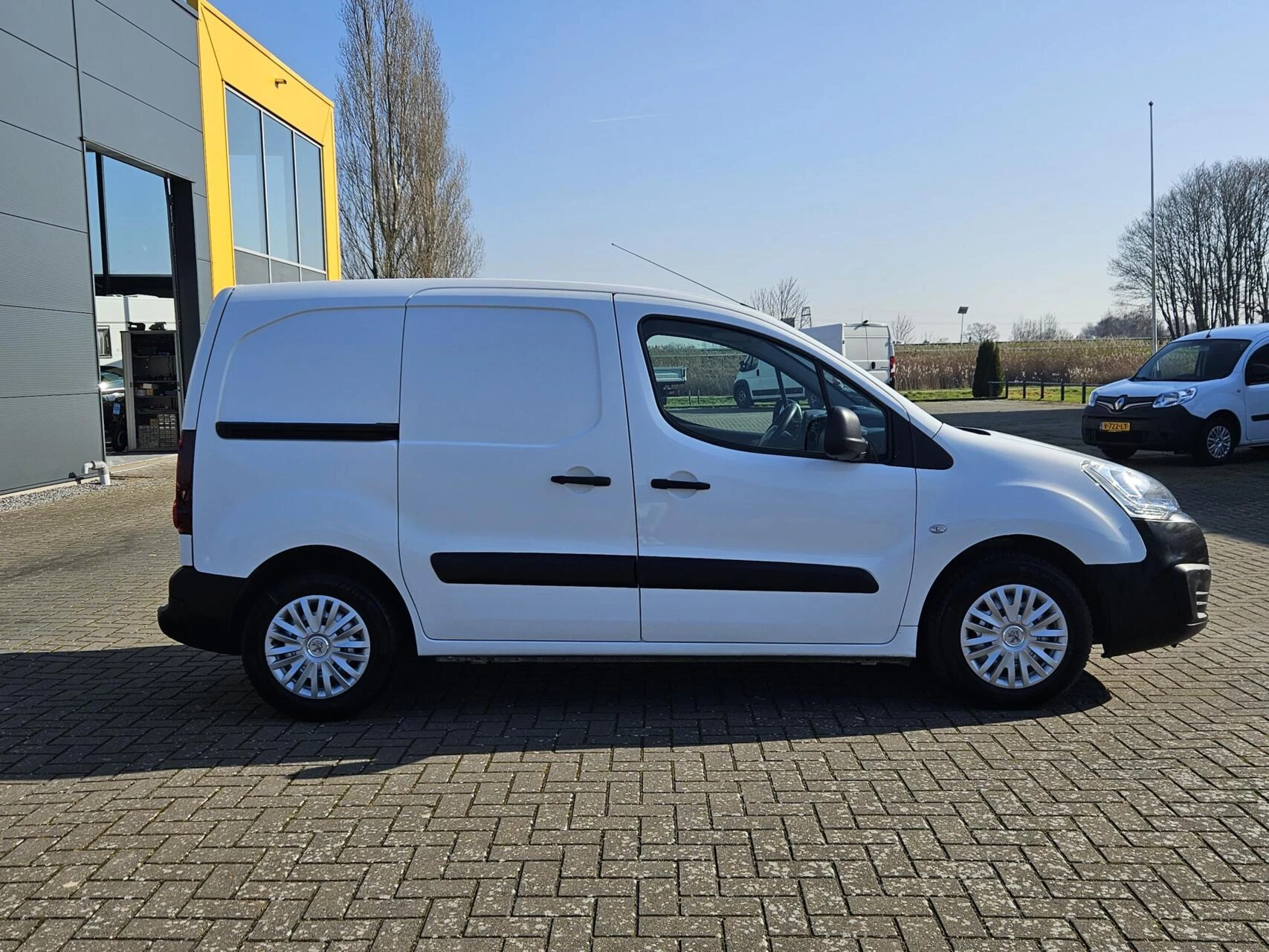 Hoofdafbeelding Peugeot Partner