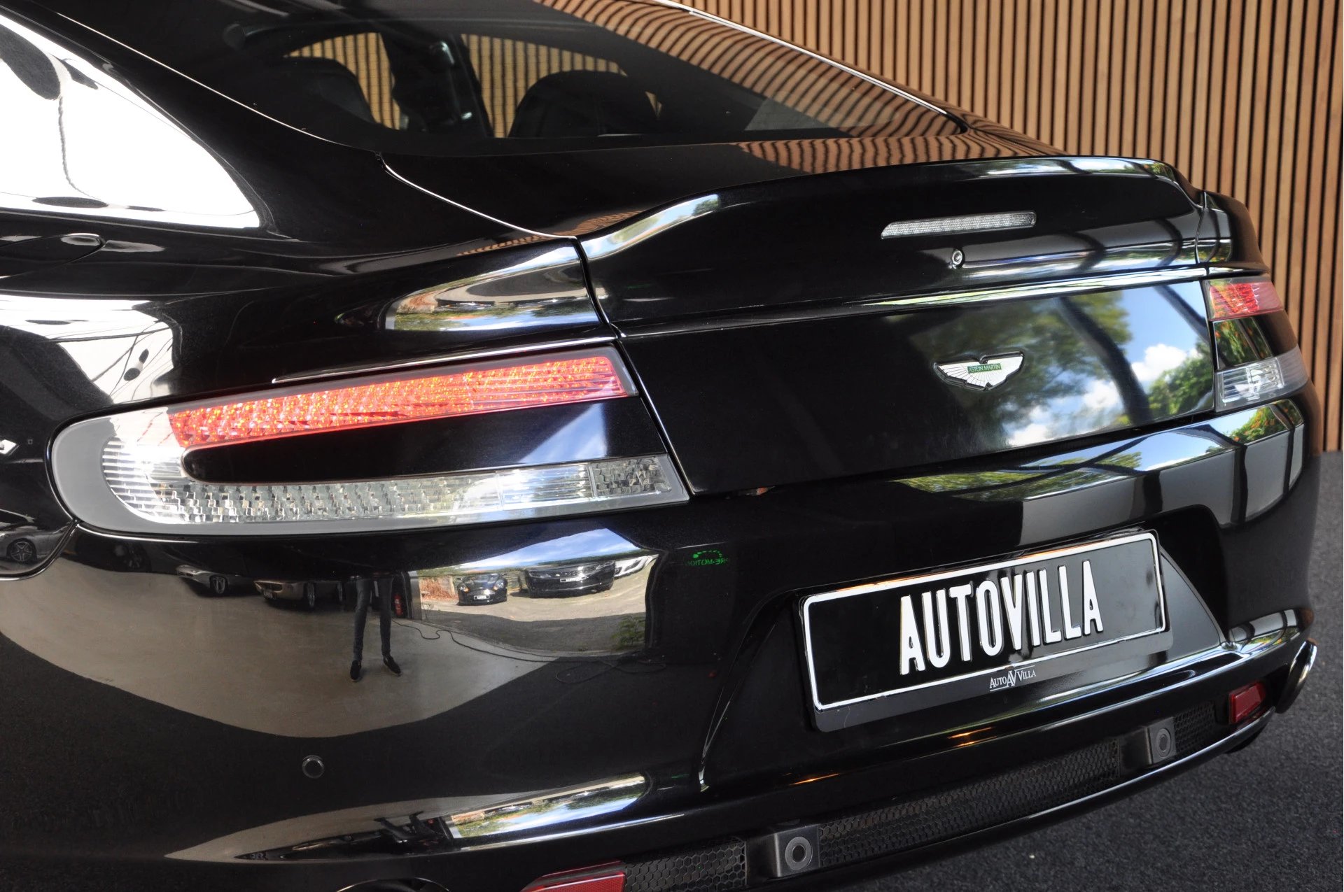 Hoofdafbeelding Aston Martin Rapide