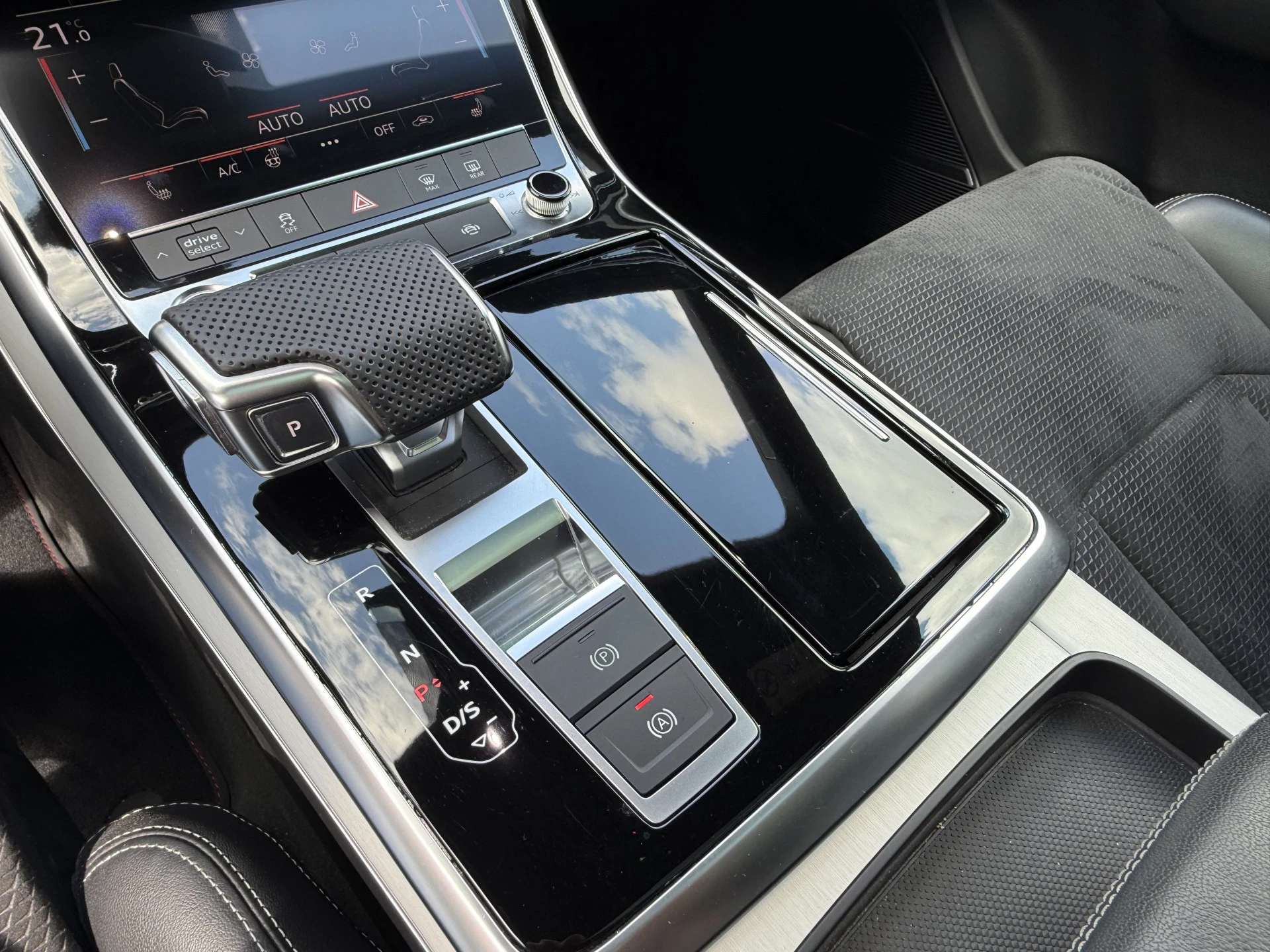 Hoofdafbeelding Audi Q8