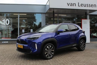 Toyota Yaris Cross Hybrid 115 FIRST EDITION KEYLESS 17'' LM-VELGEN CLIMA NAVI APPLE/ANDROID CAMERA NL-AUTO PRIVACY GLASS
