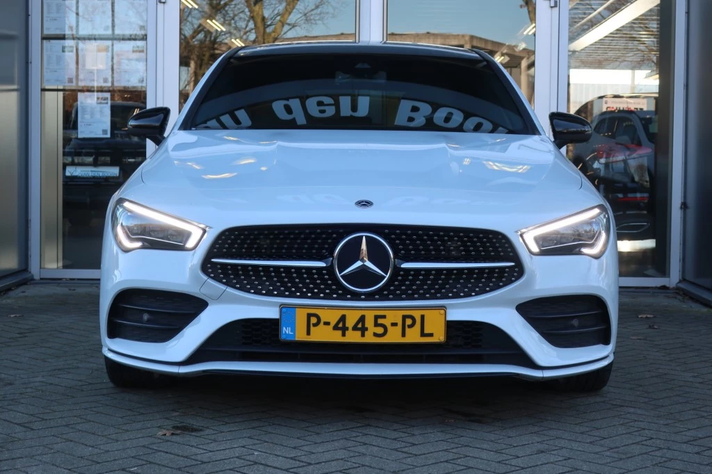 Hoofdafbeelding Mercedes-Benz CLA