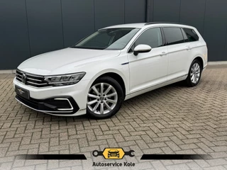 Volkswagen Passat Variant 1.4 TSI PHEV GTE * Trekhaak * Camera * Stuurverwarming * Massage *