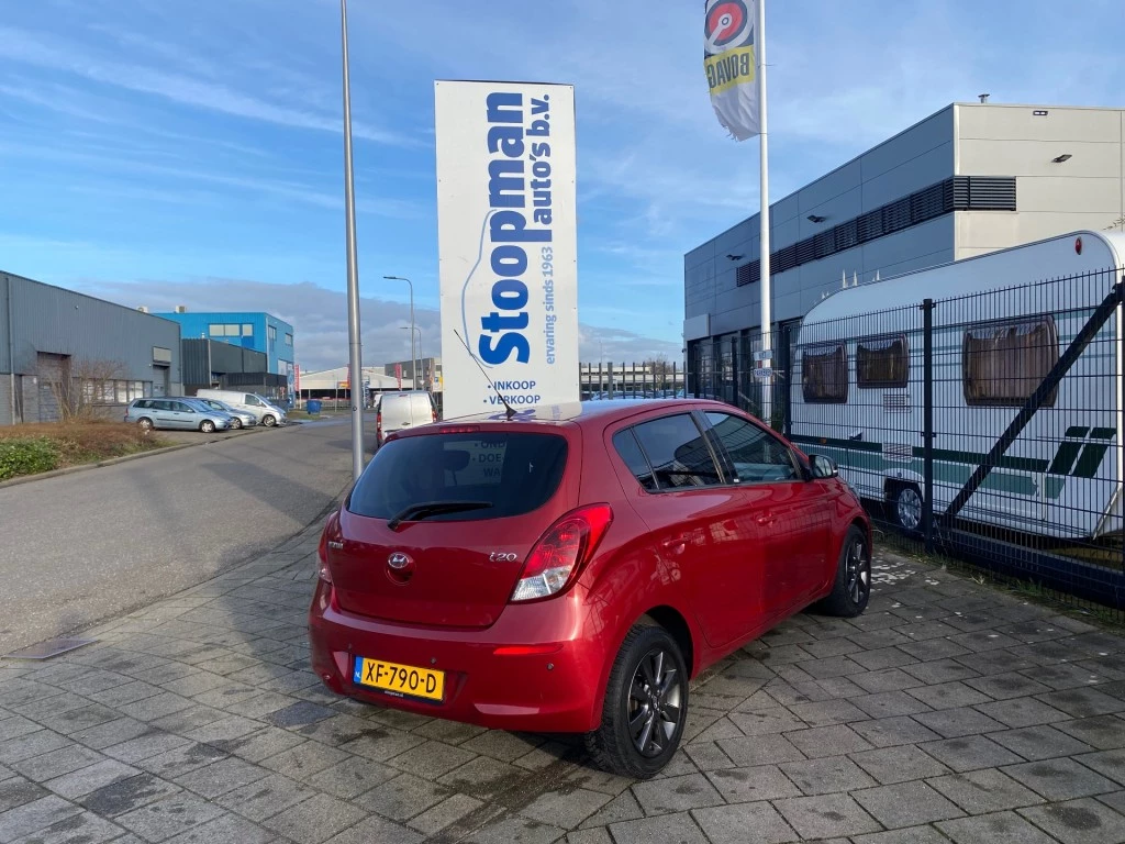 Hoofdafbeelding Hyundai i20