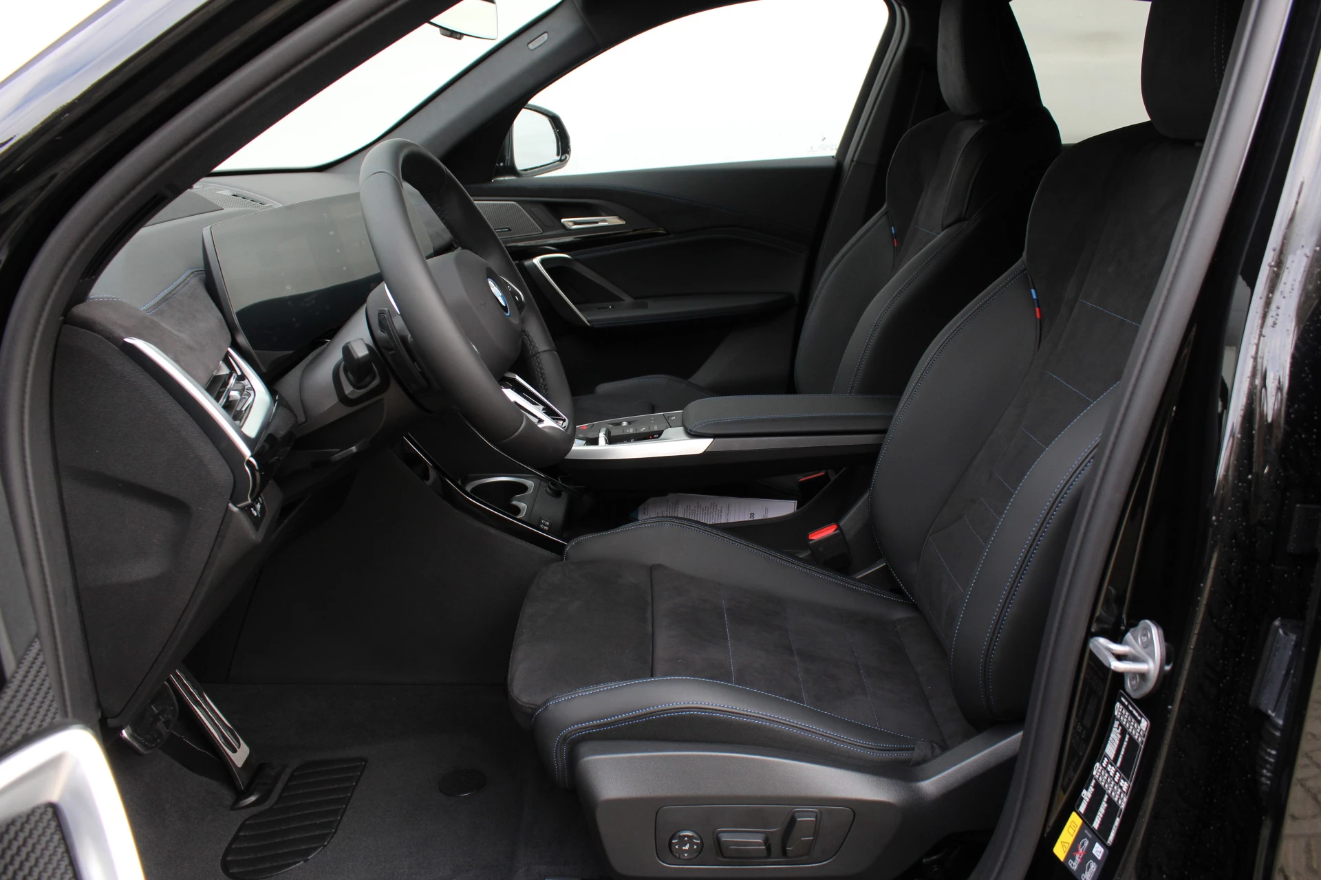 Hoofdafbeelding BMW iX2