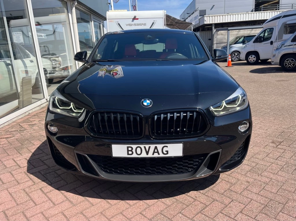 Hoofdafbeelding BMW X2