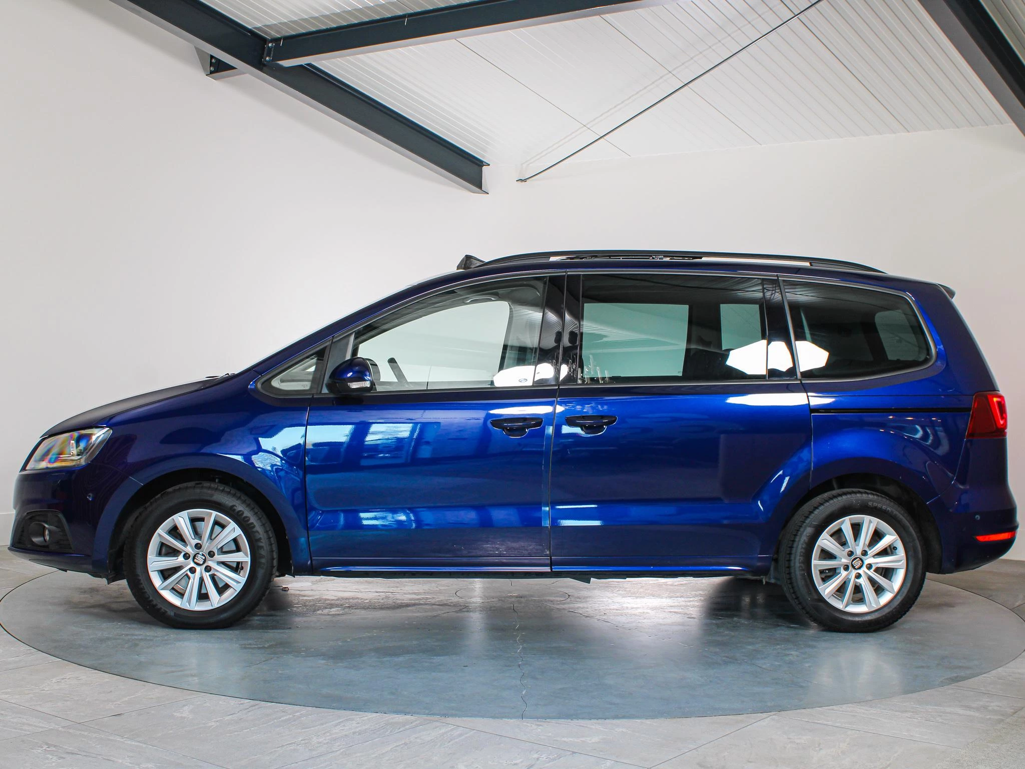 Hoofdafbeelding SEAT Alhambra