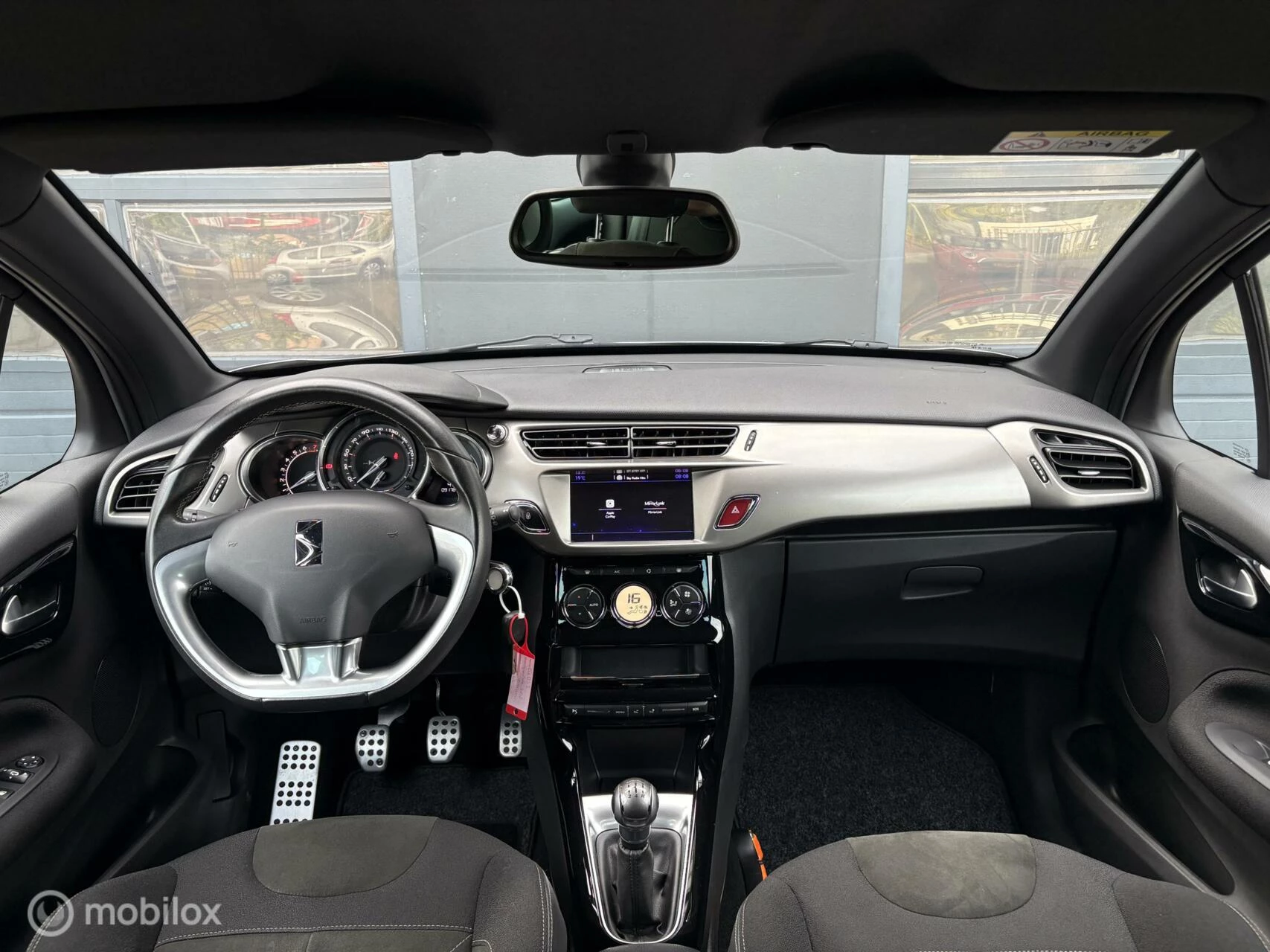 Hoofdafbeelding DS DS 3
