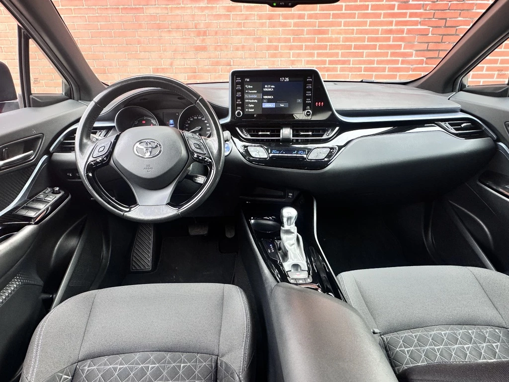 Hoofdafbeelding Toyota C-HR