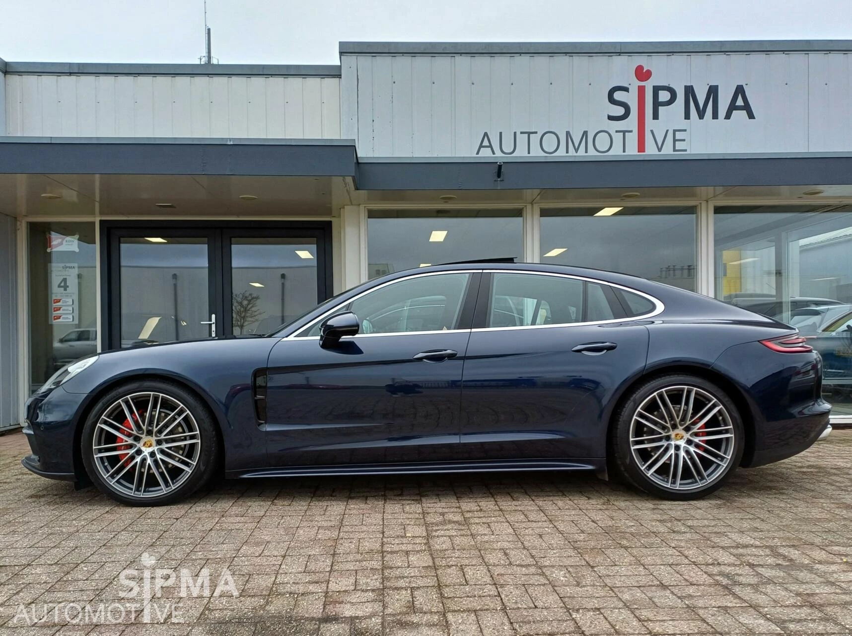 Hoofdafbeelding Porsche Panamera