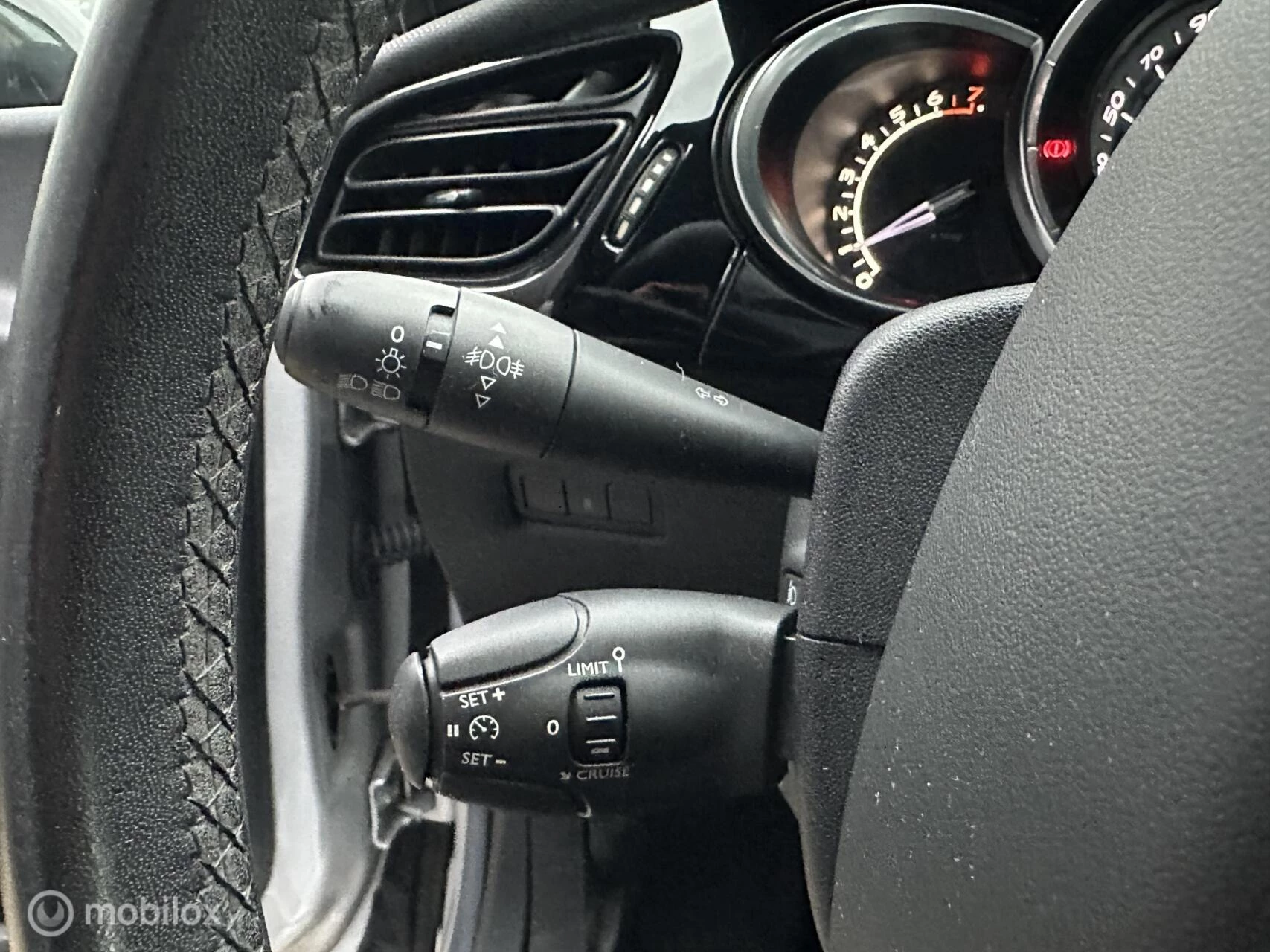 Hoofdafbeelding DS DS 3