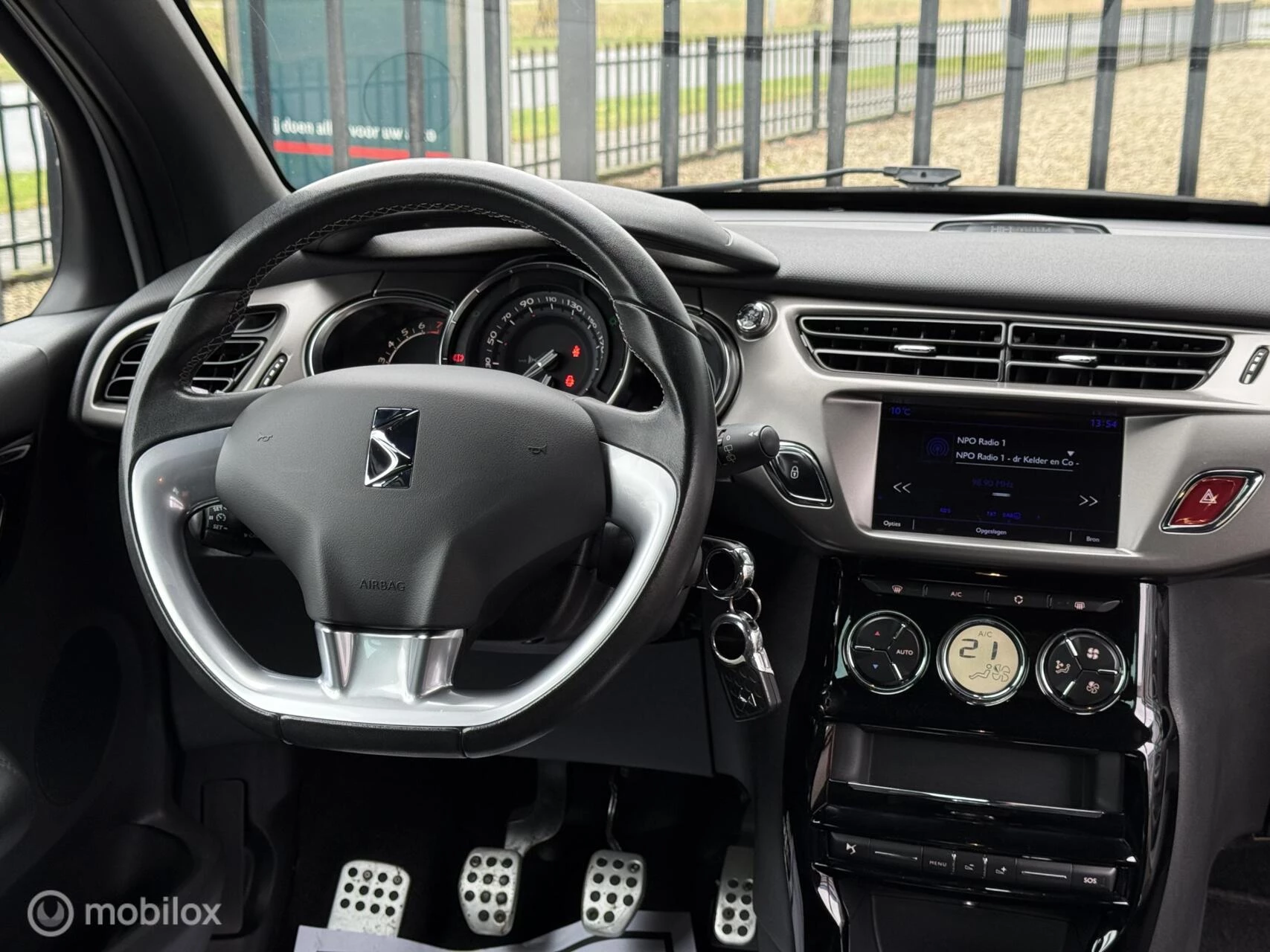 Hoofdafbeelding DS DS 3