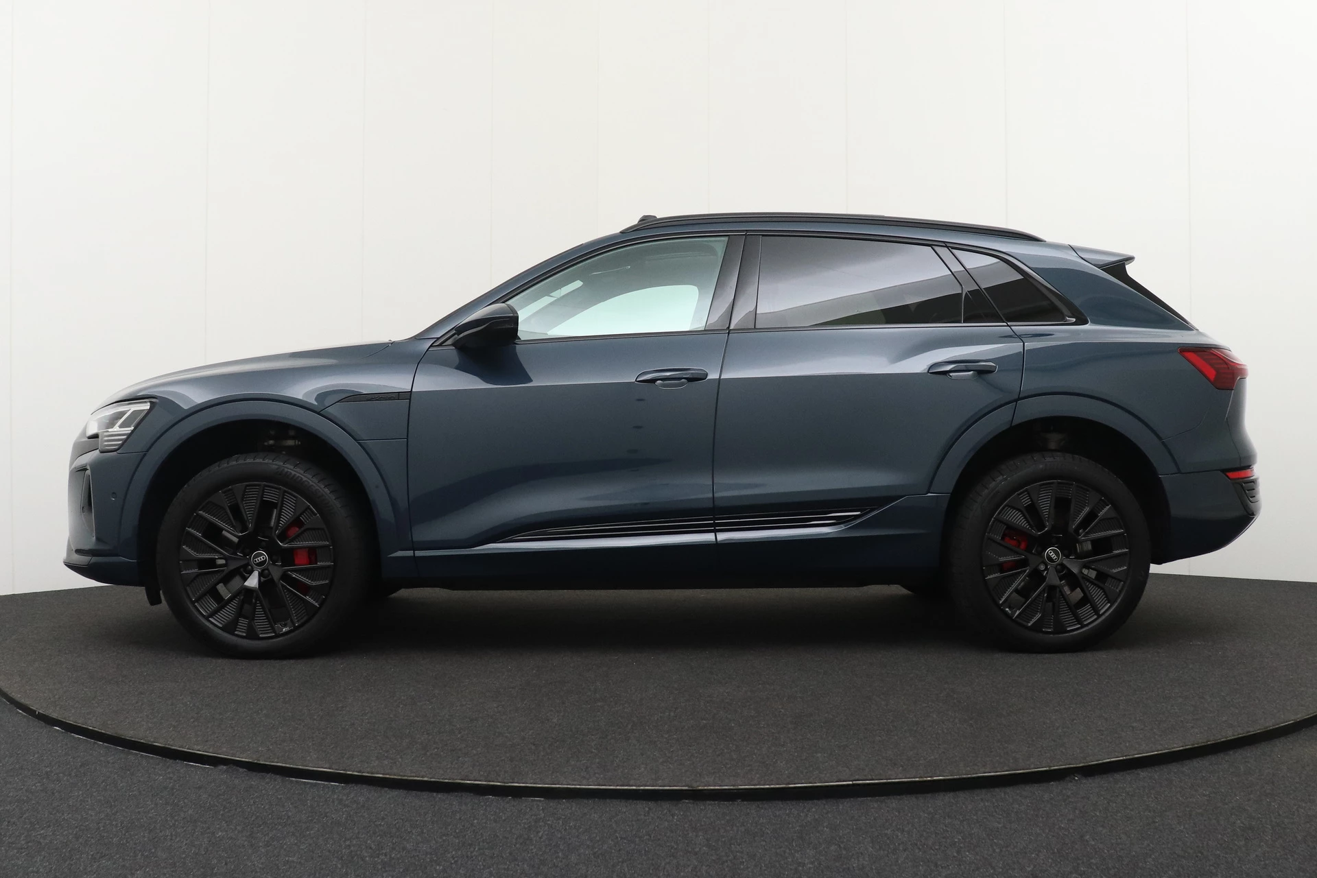 Hoofdafbeelding Audi Q8 e-tron
