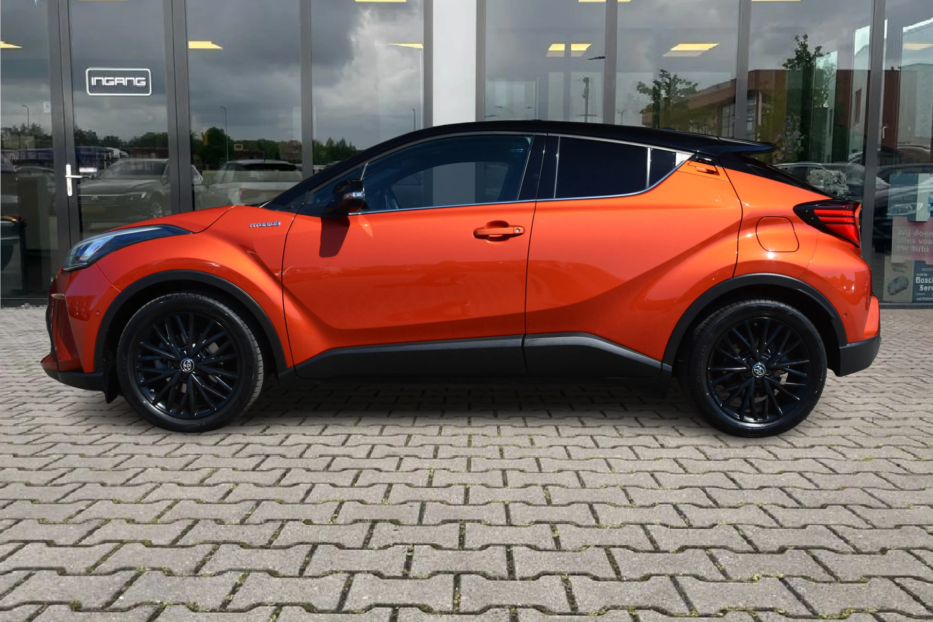 Hoofdafbeelding Toyota C-HR