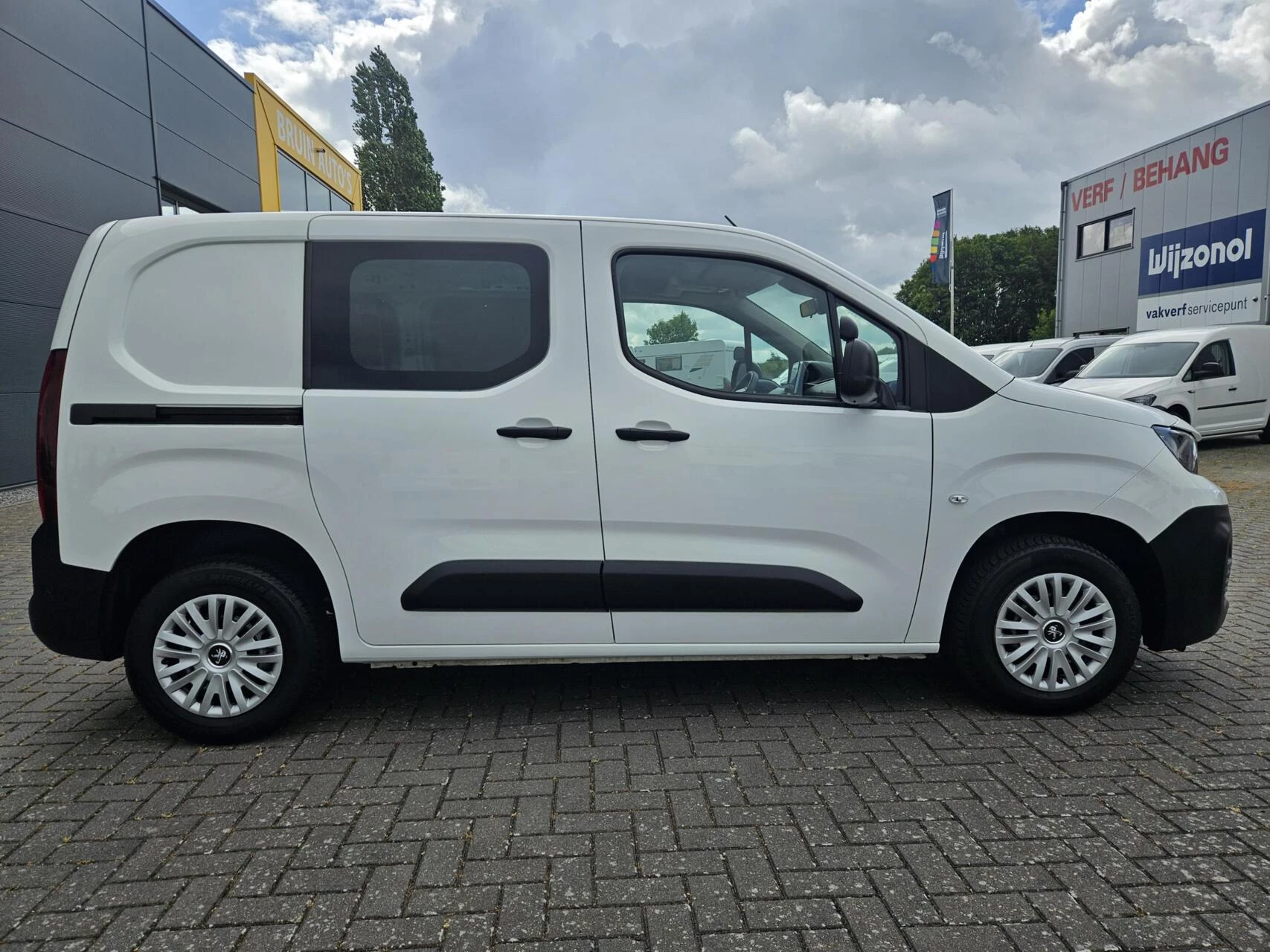 Hoofdafbeelding Peugeot Partner