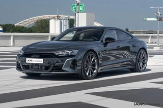 Hoofdafbeelding Audi e-tron GT Audi e-tron GT RS 598pk I 4WS I Carbon I Pano I 22 inch