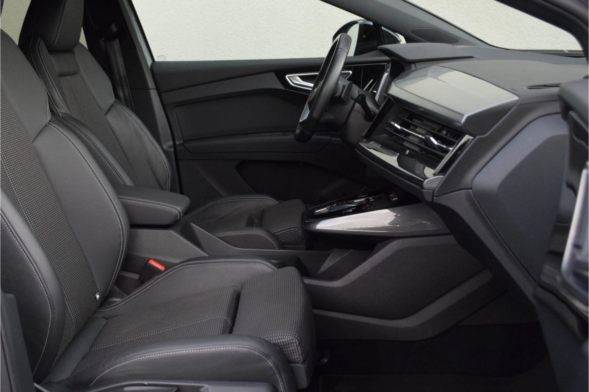 Hoofdafbeelding Audi Q4 e-tron